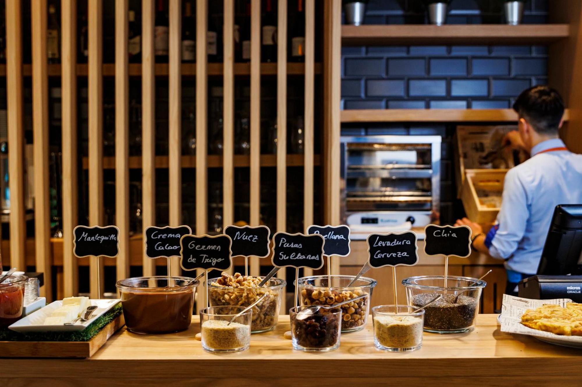 Holiday Inn Express Logrono Rioja By Ihg Bagian luar foto
