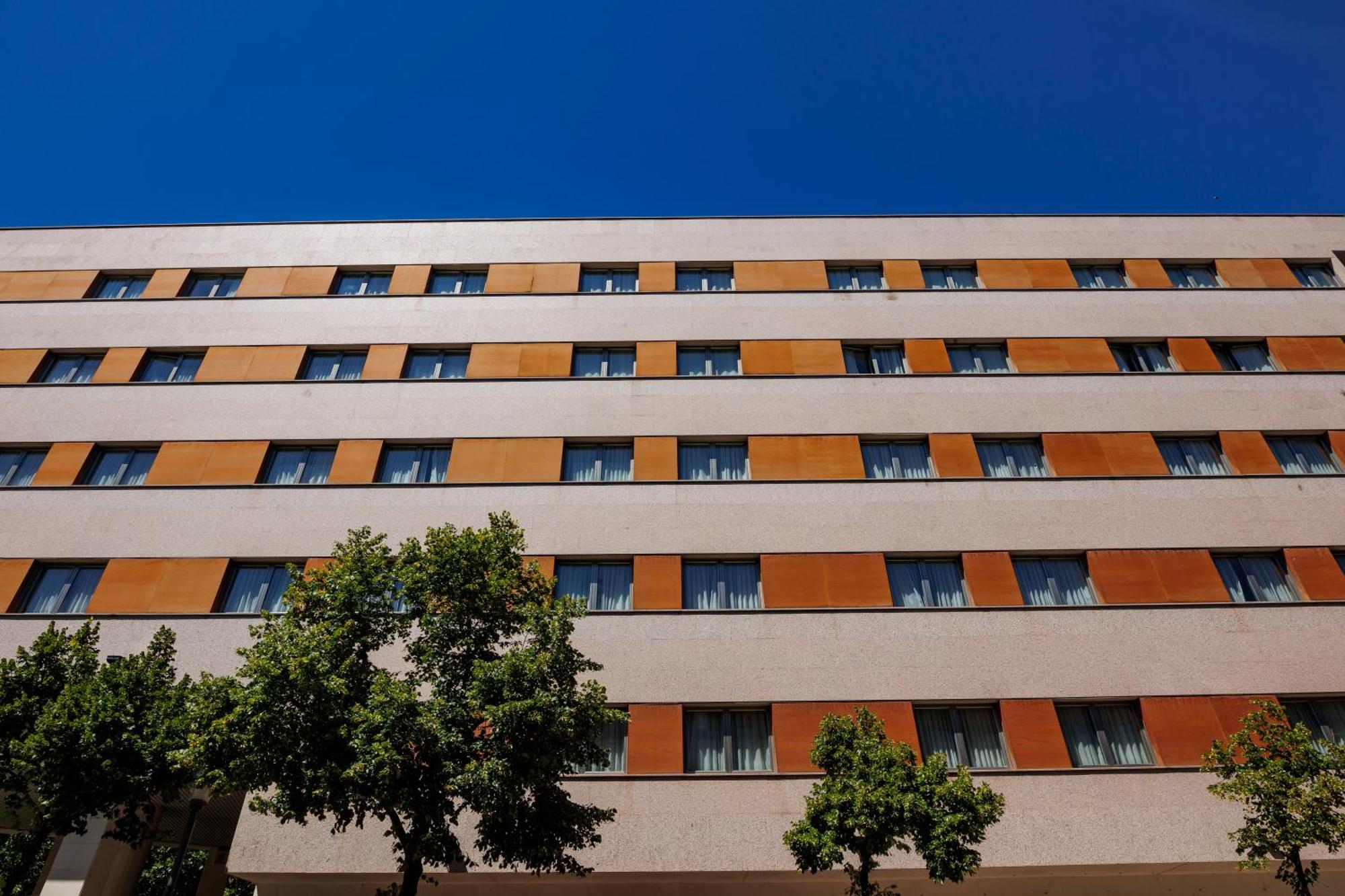 Holiday Inn Express Logrono Rioja By Ihg Bagian luar foto