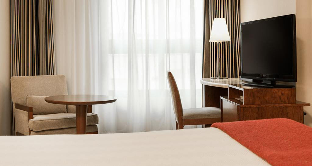 Holiday Inn Express Logrono Rioja By Ihg Bagian luar foto