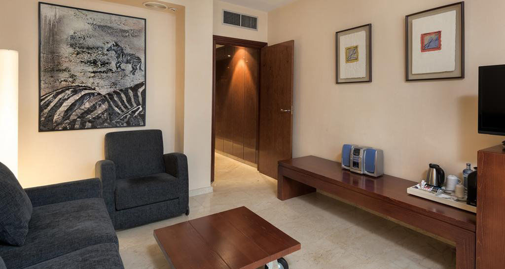 Holiday Inn Express Logrono Rioja By Ihg Bagian luar foto