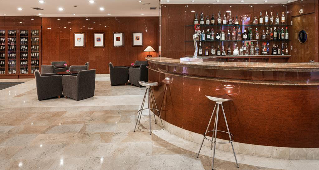 Holiday Inn Express Logrono Rioja By Ihg Bagian luar foto